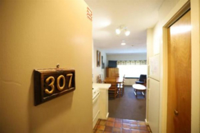 Inns of WV 307, 2bd, WV Waterville Valley